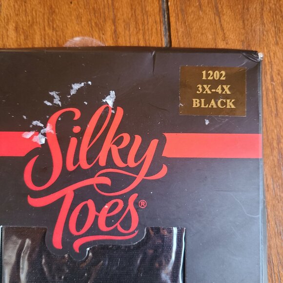 Silky Toes Black Plus Size 3X-4X  Pantyhose NEW, 2 Pairs In Package 20 Denier - Picture 3 of 3